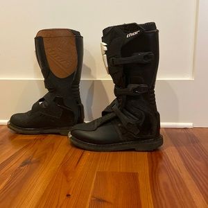 Mens Thor Blitz ATV boots size 9